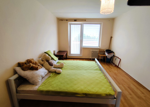 Na prenájom: 2-izbový byt (64m2) s balkónom, Zvolen-Západ